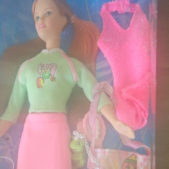Mattel Pink and Green Fashion Dolls Set - Picture 6 of 8